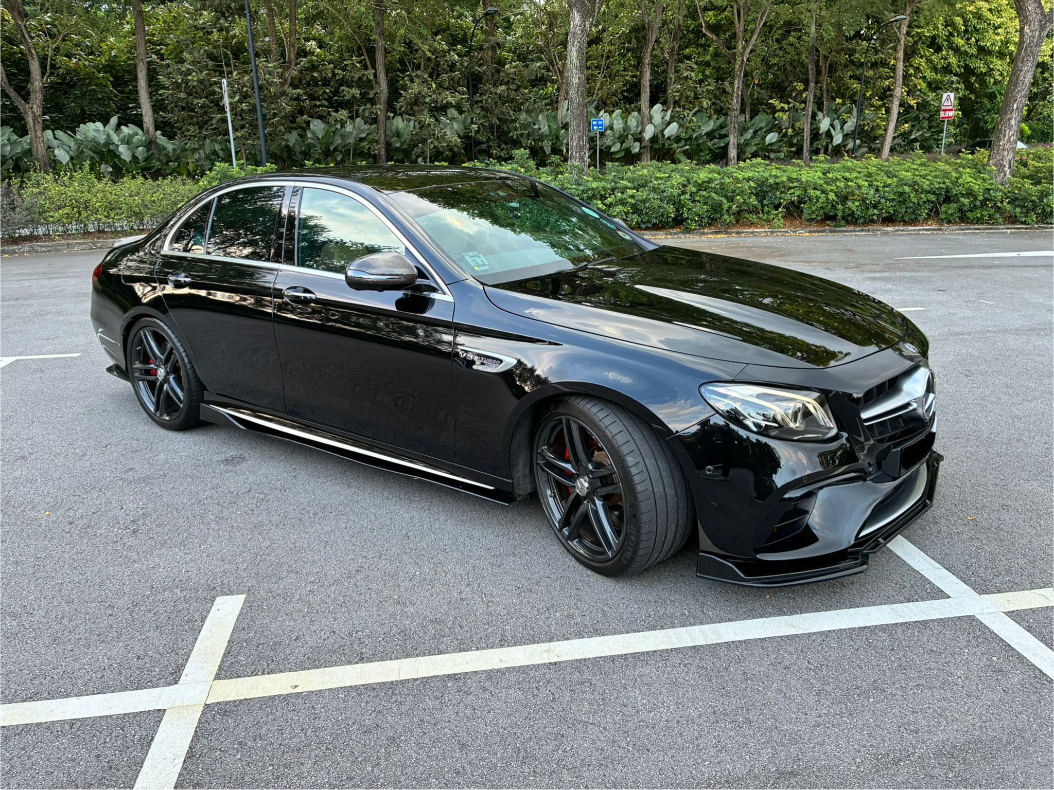 Mercedes E63s <span style="color: #A57029">At S.$6500++</span>